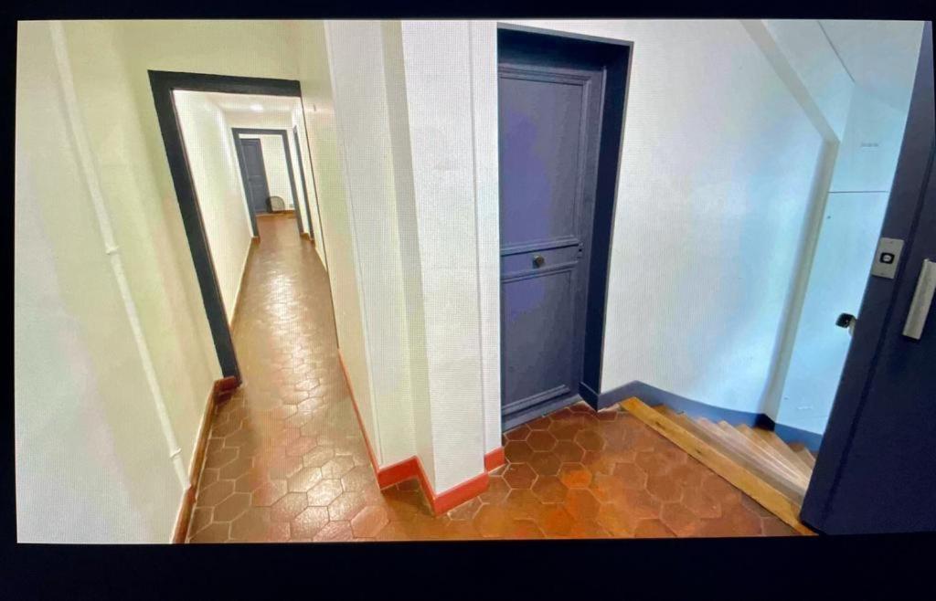 Cute One Bedroom In Le Marais París Exterior foto